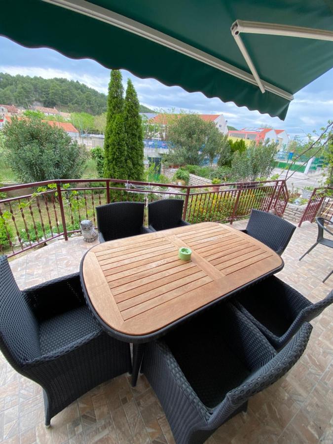 Casa Erceg Amor Vincit Omnia Skradin Exterior foto