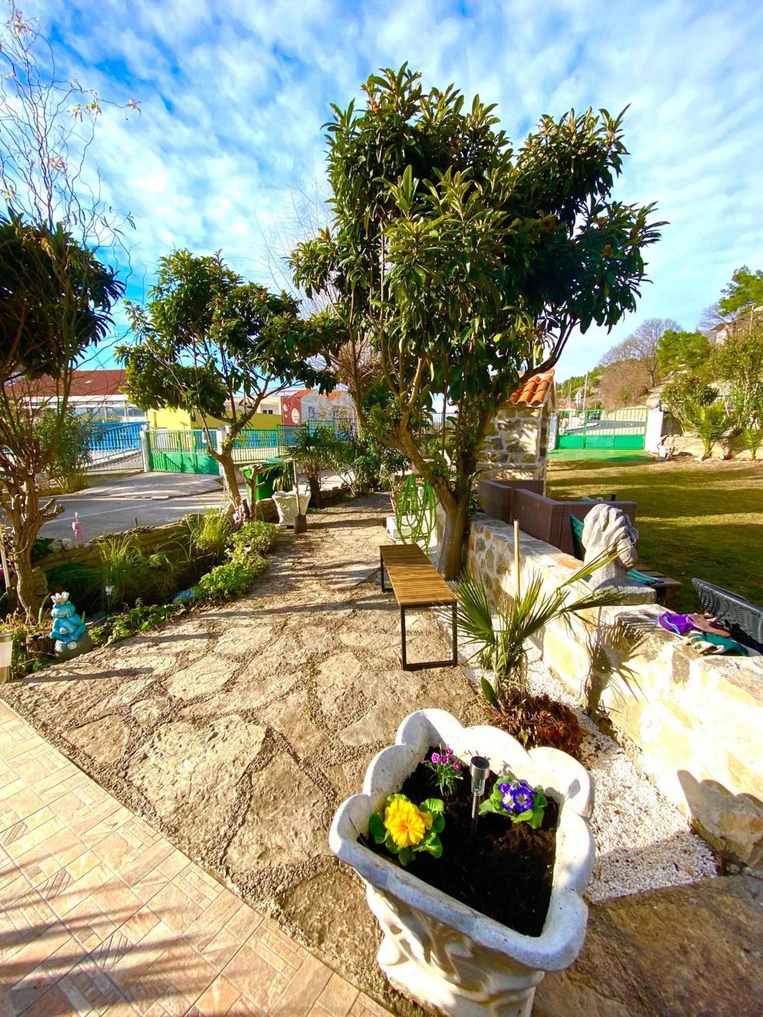 Casa Erceg Amor Vincit Omnia Skradin Exterior foto